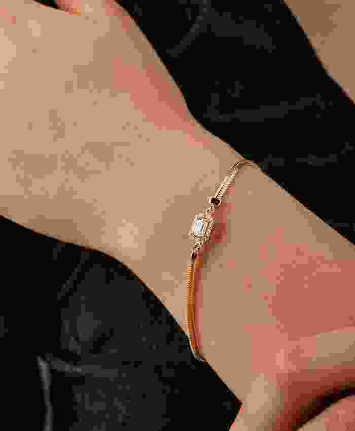 Shop Primary Image Shop Primary Image